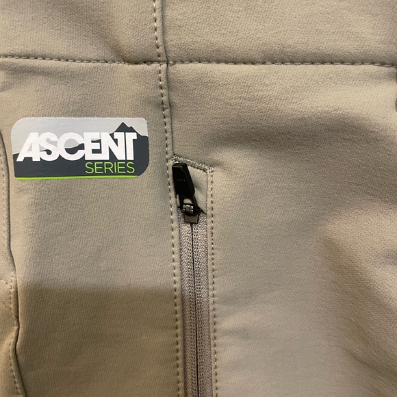 EMS® Women's Pinnacle Water-Resistant Soft Shell Pants - Picture 4 of 5